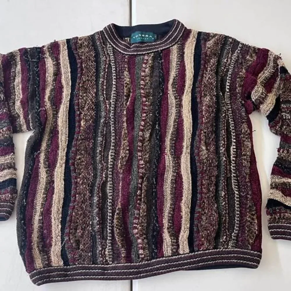 Tundra Canada 3D Knit Sweater Size Large